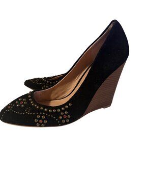 Betsey Johnson Arriels leather wedge gold and red beads suede pumps size 8